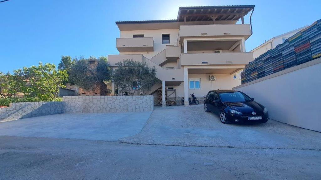Apartman Nina كالي المظهر الخارجي الصورة